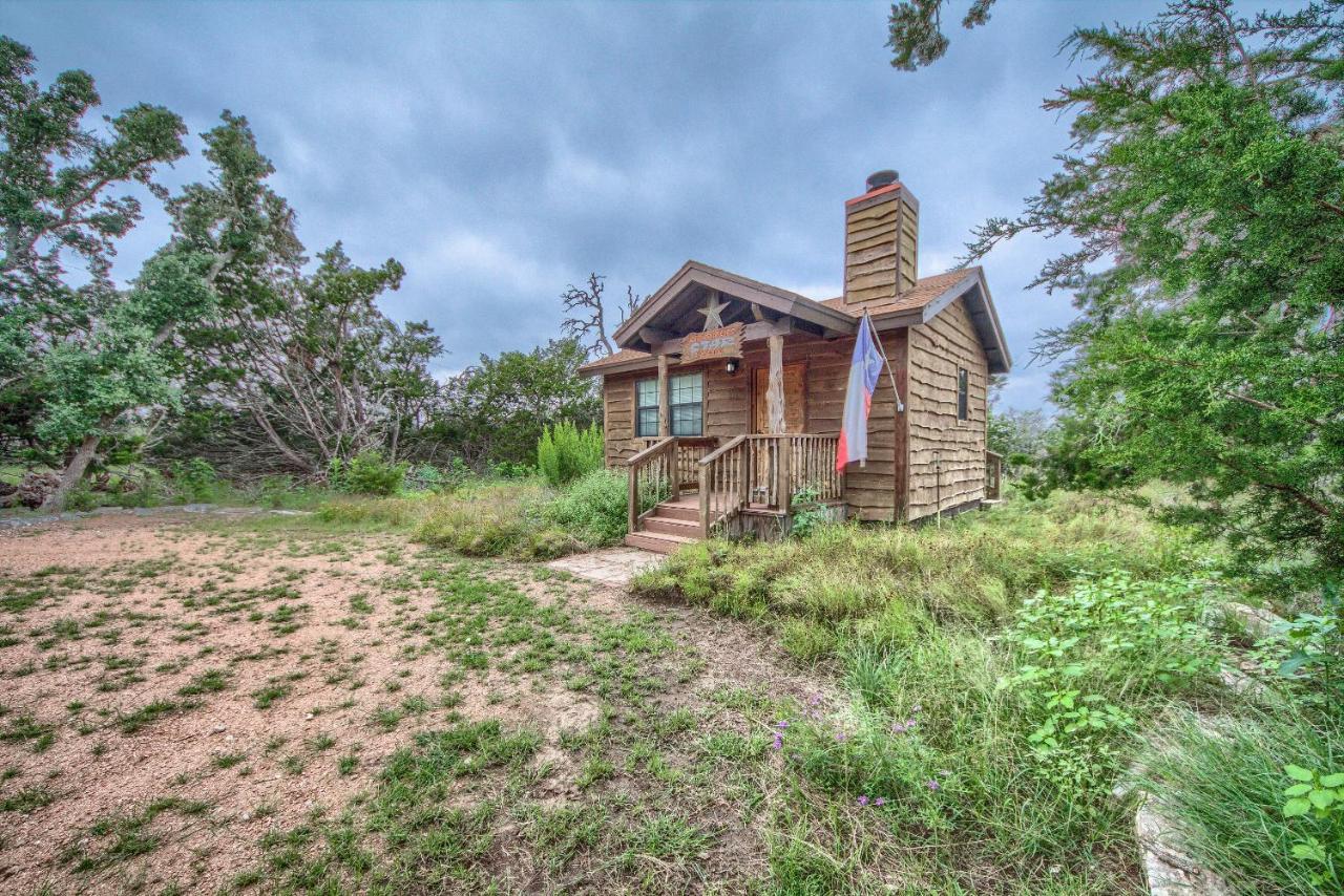 Cedar Bliss Cabin Vila Fredericksburg Exterior foto