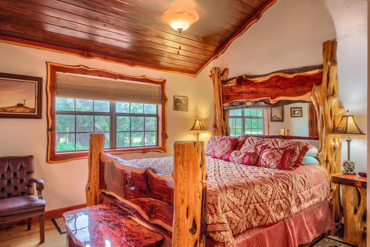 Cedar Bliss Cabin Vila Fredericksburg Exterior foto